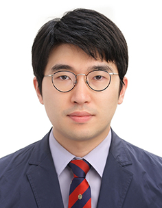 유명훈 선생님 사진